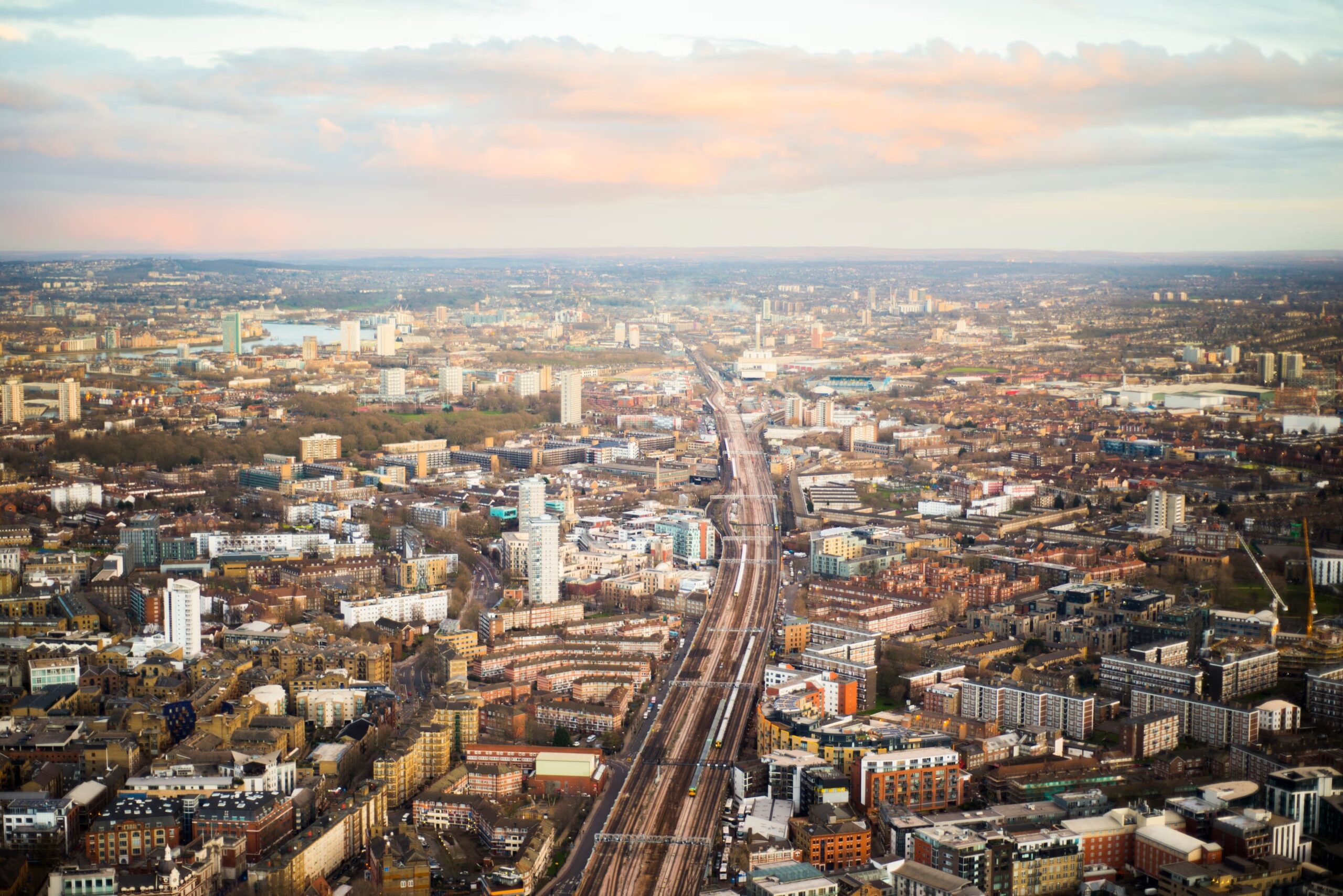 imgi_138_london-suburbs-royalty-free-image-516367760-1532655431